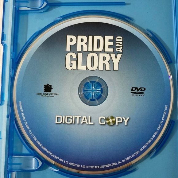 Pride and Glory (Blu-ray Disc, 2009) - Picture 2 of 4